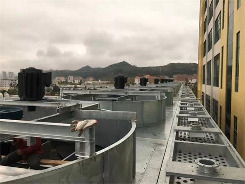 工業(yè)冷卻塔安裝要點(diǎn)與注意事項(xiàng)